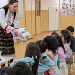 弊社保育園にて、セルビア共和国大使館による文化や言語の違いに触れるイベントを開催しました